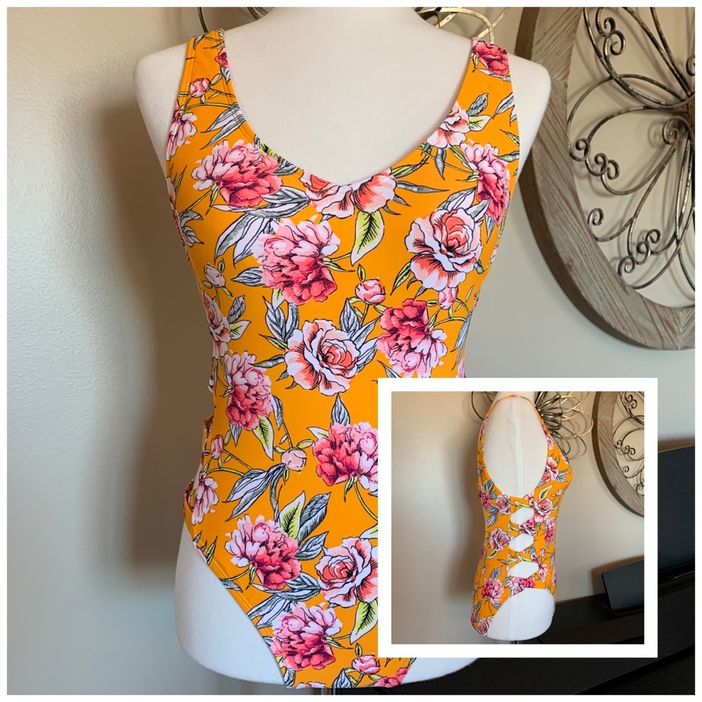 NEW! XHILARATION Size Medium One Piece Swimsuit with Side Cutouts